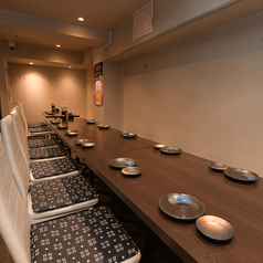 店舗貸切は最大20名様まで対応可能。会社宴会や歓迎会・送別会、同窓会など、周りを気にせずご宴会をお楽しみいただけます。人数・ご予算などお気軽にご相談ください。※コース料理ご注文必須