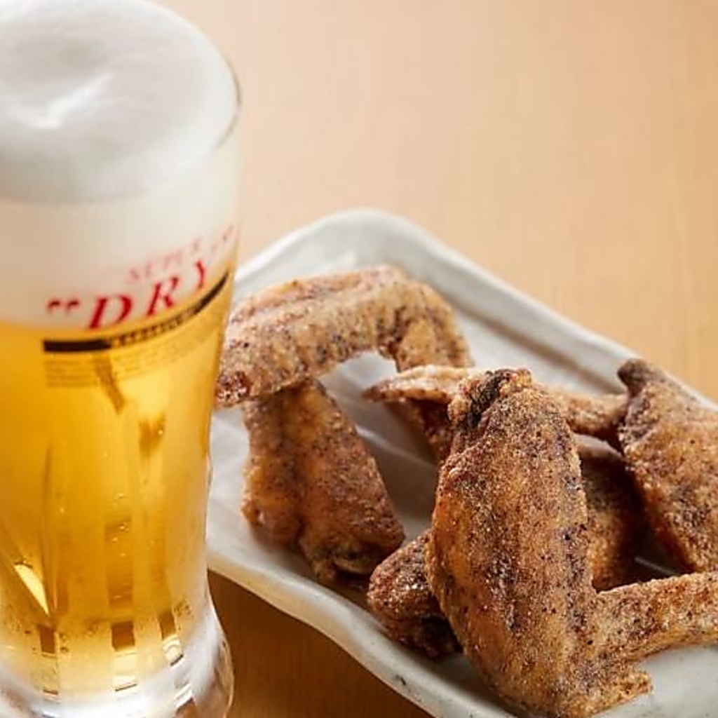 のんびりとした昼飲みなどちょっとした空き時間にもお待ちしています！