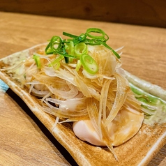鶏むね肉のオニスラのせ