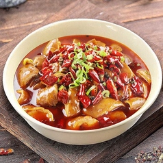 ホルモンの四川風激辛煮込み