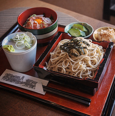 蕎麦 鰻 WAWAのおすすめランチ2