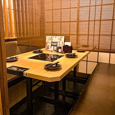 大人数でもご利用頂けます掘りごたつ席もご用意ございます♪会社の宴会や飲み会にもってこいの掘りごたつ席もご用意しております。