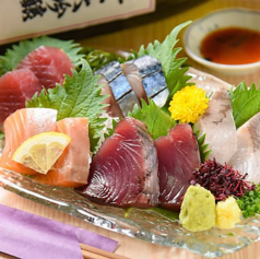 刺身盛り合わせ