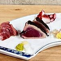お刺身3点盛り (カツオ藁焼き・トロ・タコ)