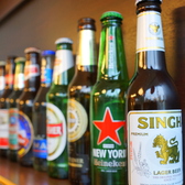 【ビールの種類も豊富に揃えております!!】アジアもちろん、その他ドイツ、アメリカ、メキシコのビール、日本酒や焼酎、ワイン、カックテルなどを楽しめます。