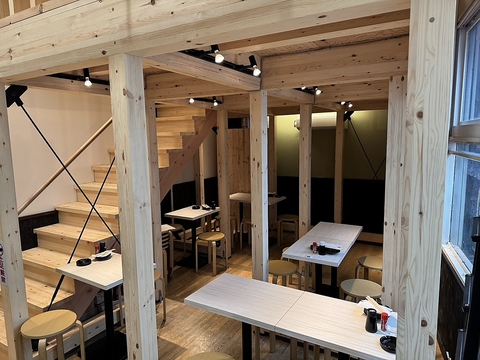 街角酒場 牛べぇ