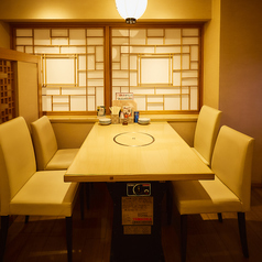 名古屋熱狂酒房 ごくらく邸 名駅3丁目店の雰囲気2