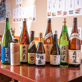 日本酒や本格焼酎の他にワインも取り揃えております。どれも肴に合うように厳選したものばかりですのでごゆっくりお楽しみください。ソフトドリンクも豊富に取り揃えております。