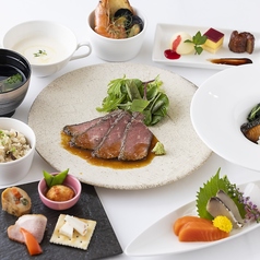 レストラン フィーヌ ゼルブ/シェ トヤのコース写真