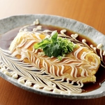 大人気のチーズオムレツ和風餡。チーズの香りとコクが玉子と絡み。たまりません。