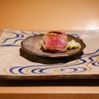 臨場感溢れる調理風景とともに愉しむ時季ならではの逸品