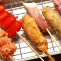 素材を楽しむシンプル串揚げとビールがとってもマッチ