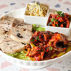 韓国料理 ホンデポチャ 吉祥寺店の特集写真