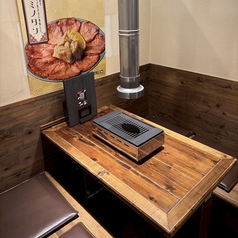 焼肉こじま 離れ 大阪北巽の雰囲気3