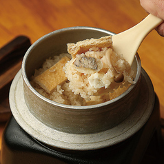 鯛釜飯 / 鶏釜飯 / カニ釜飯