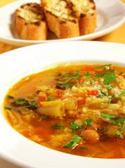 11種の野菜のスープ