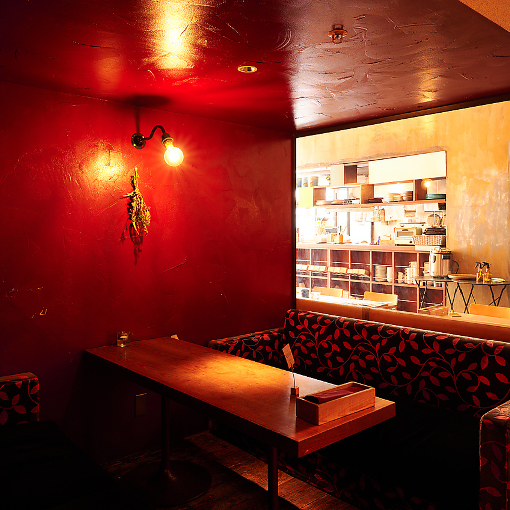 デートや女子会に♪雰囲気満載のソファー席♪