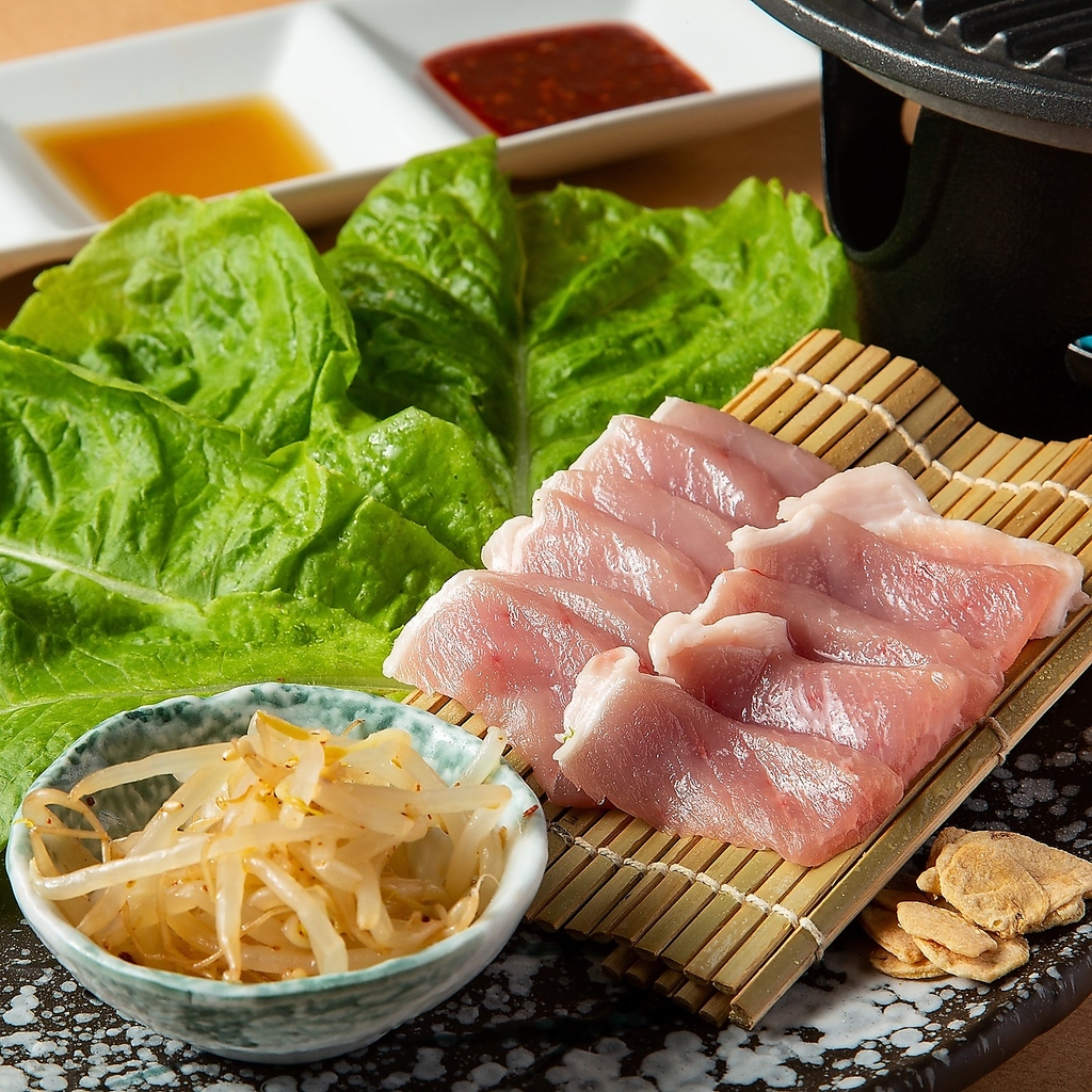 生ハム仕立てだからそのままでも食べられる！『豚ロースハムのサムギョプサル』