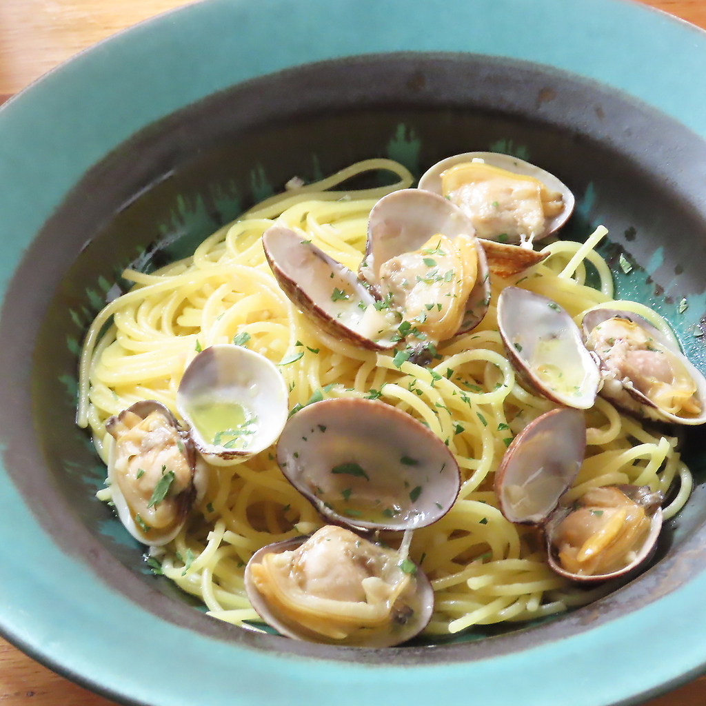 旬の国産食材を使った料理やパスタを多数ご用意