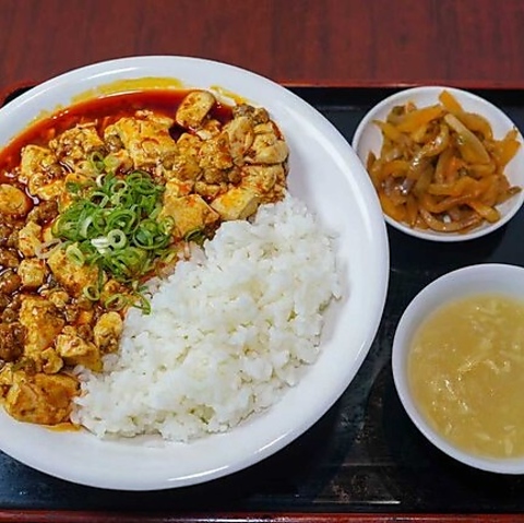 エビチリや小籠包など多彩な本格中華をご提供！コスパ◎な食べ飲み放題コースもご用意