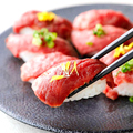 料理メニュー写真 ローストビーフ肉寿司
