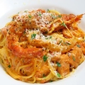 料理メニュー写真&nbsp;赤海老とベーコンのトマトクリームパスタ