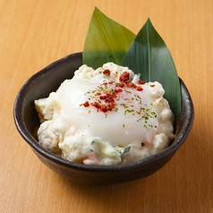 伊達鶏と温玉ポテサラ