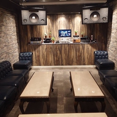 アミューズメントバー Lindo リンドーの特集写真