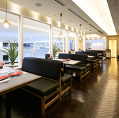 エイス シー オイスター マーケットキッチン 阪急うめだ本店の雰囲気2