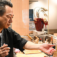 心奪われるほど美しい。真心を込めて握る一貫！