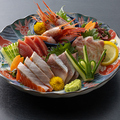 料理メニュー写真&nbsp;本マグロ入り 刺身5点盛り合わせ (3貫盛り)