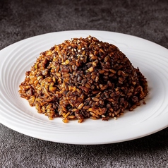 黒角煮チャーハン