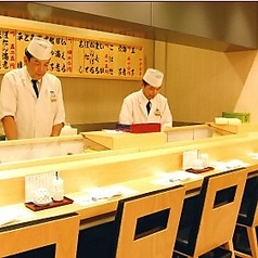 築地寿司岩 京急上大岡店の雰囲気1