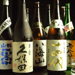 お酒の種類もたくさん♪日本酒・銘柄焼酎のほか、女性に嬉しい梅酒・カクテルもいっぱい！