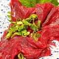 料理メニュー写真 上赤身馬刺し/フタエゴ刺し