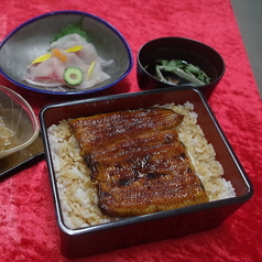 川魚問屋直営ならではの新鮮なうなぎと鯉料理