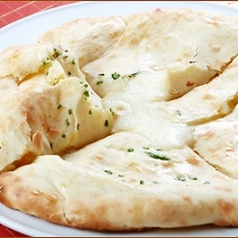 チーズ・ナン【Cheese Naan】