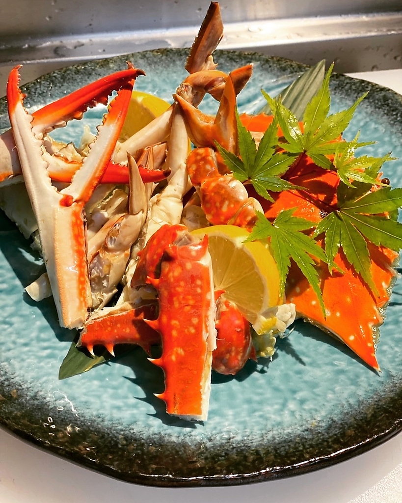 身の甘さや味の濃さがたまらなく美味しい☆鮮度抜群なワタリガニは、内子からカニミソまで楽しめる♪