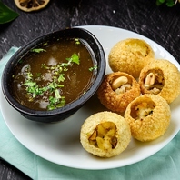 異国の味わい、心を躍らせるひと品を是非！