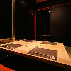 【2階】畳や掘りごたつなど和を感じられる空間でくつろぎの時間をお過ごしください。