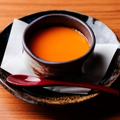 塩ココナッツの杏仁豆腐びわピューレ