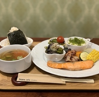 スーパーもち麦のぷちぷち食感を味わってください