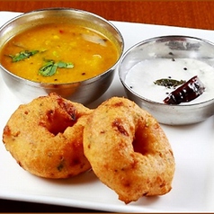 ウディン・ワダ（2個）【Urad Vada （2pieces） （Lentils Doughnuts）】