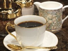 珈琲貴族エジンバラ(新宿三丁目/カフェ・スイーツ) | ホットペッパーグルメ