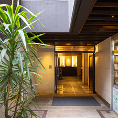 隠れ家的雰囲気で楽しむアサイー、シーシャ◎の写真