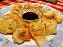 ナズナと肉入り上海風鮮揚げダイワンタン