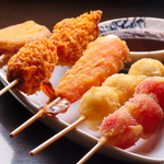 当店オススメ【本格串揚げ】独自のパン粉を使った串揚げ。海鮮、野菜、肉巻きと種類も豊富！