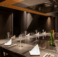 贅を尽くした食材と極上のワインが出会う場所。