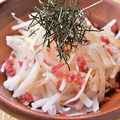 料理メニュー写真 カリカリ梅の大根サラダ