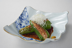 万願寺唐辛子の肉詰め焼き